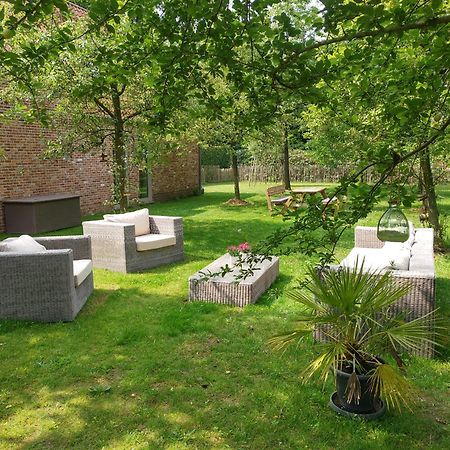Вилла The Two Oaks - Private Garden For Guests Hertsberge Экстерьер фото