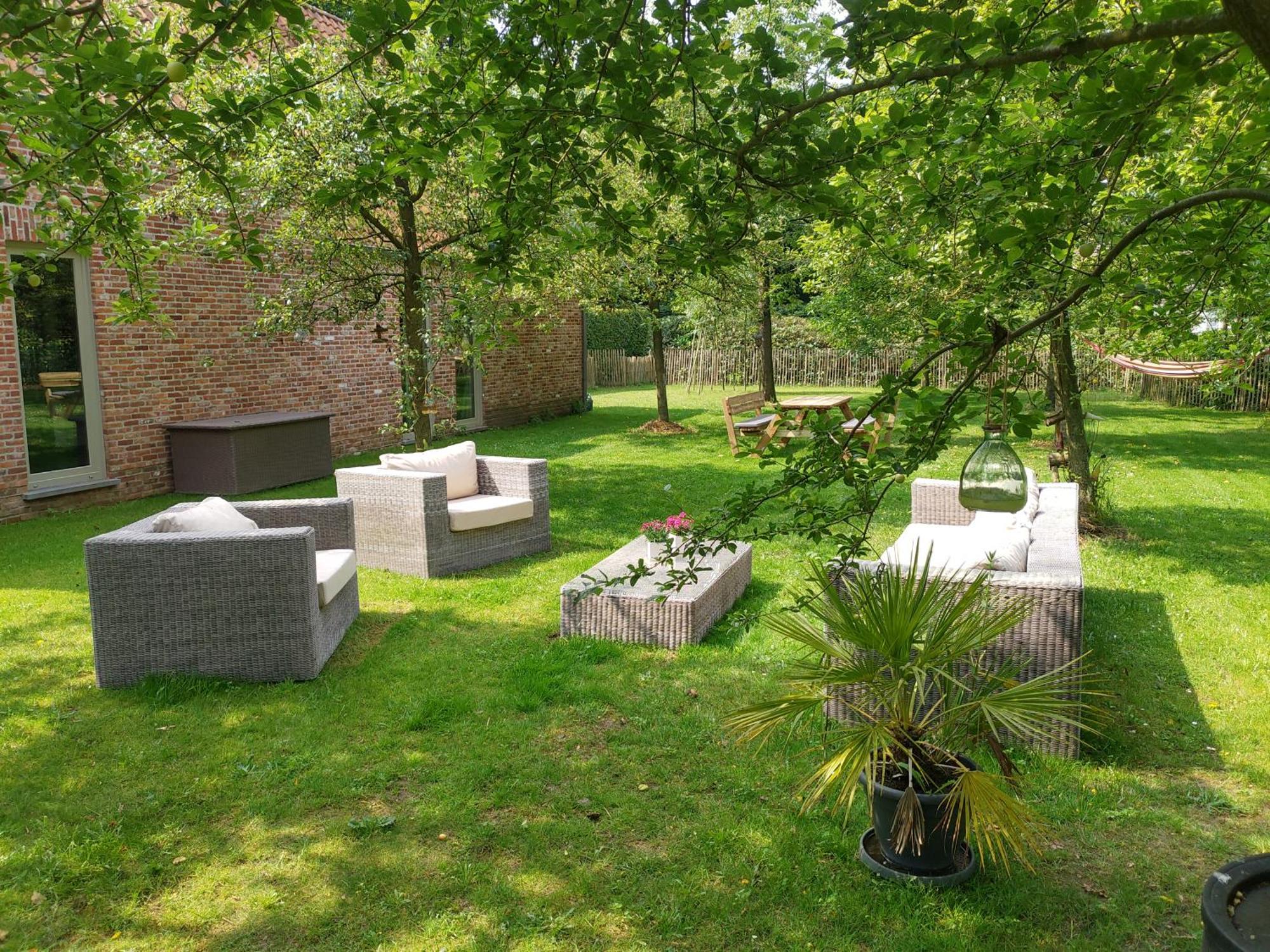 Вилла The Two Oaks - Private Garden For Guests Hertsberge Экстерьер фото