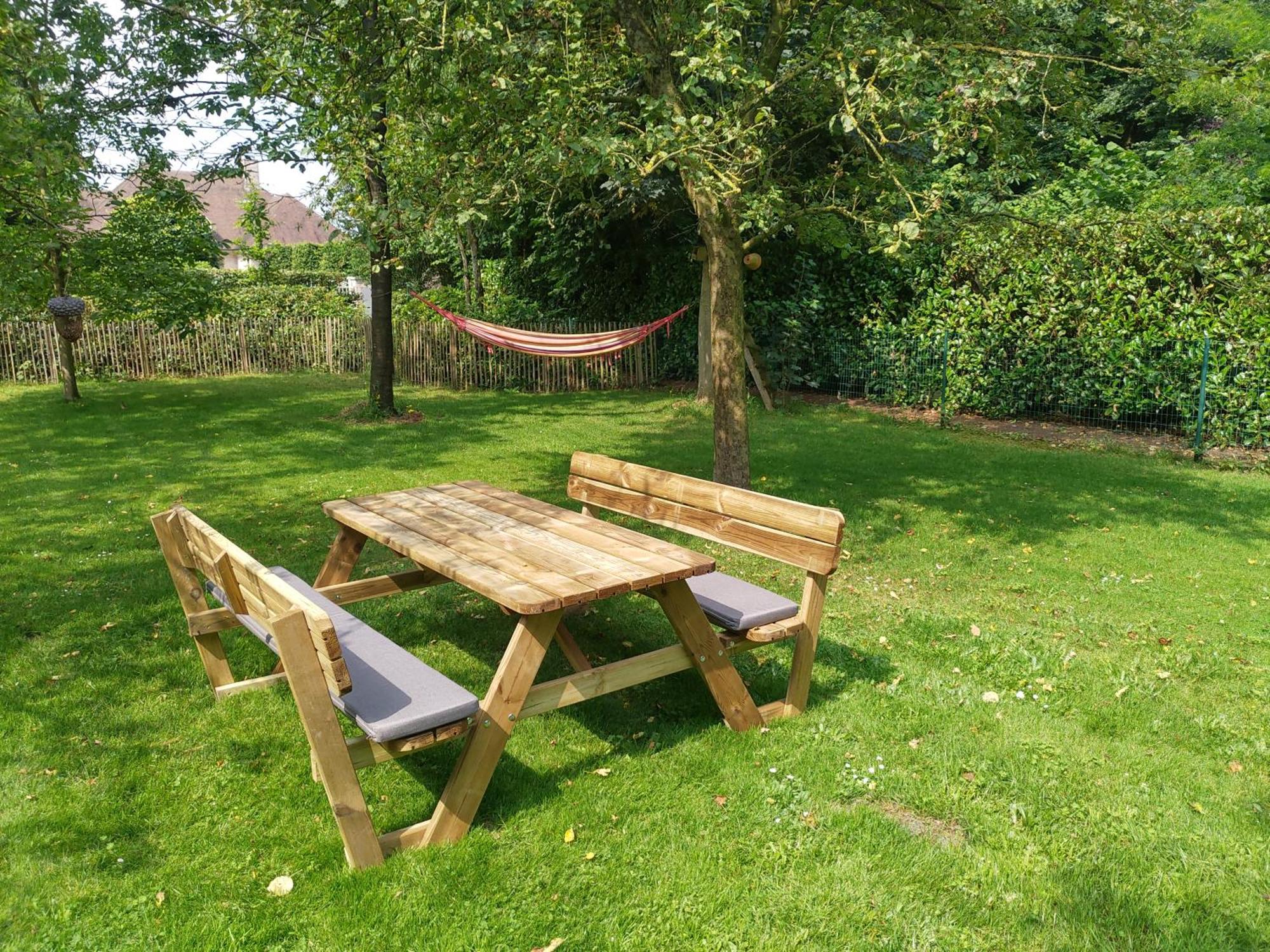 Вилла The Two Oaks - Private Garden For Guests Hertsberge Экстерьер фото