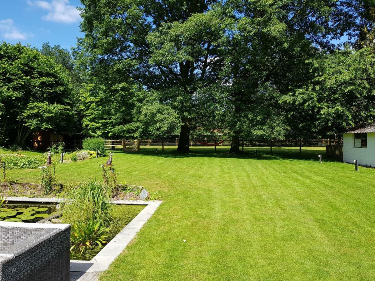 Вилла The Two Oaks - Private Garden For Guests Hertsberge Экстерьер фото